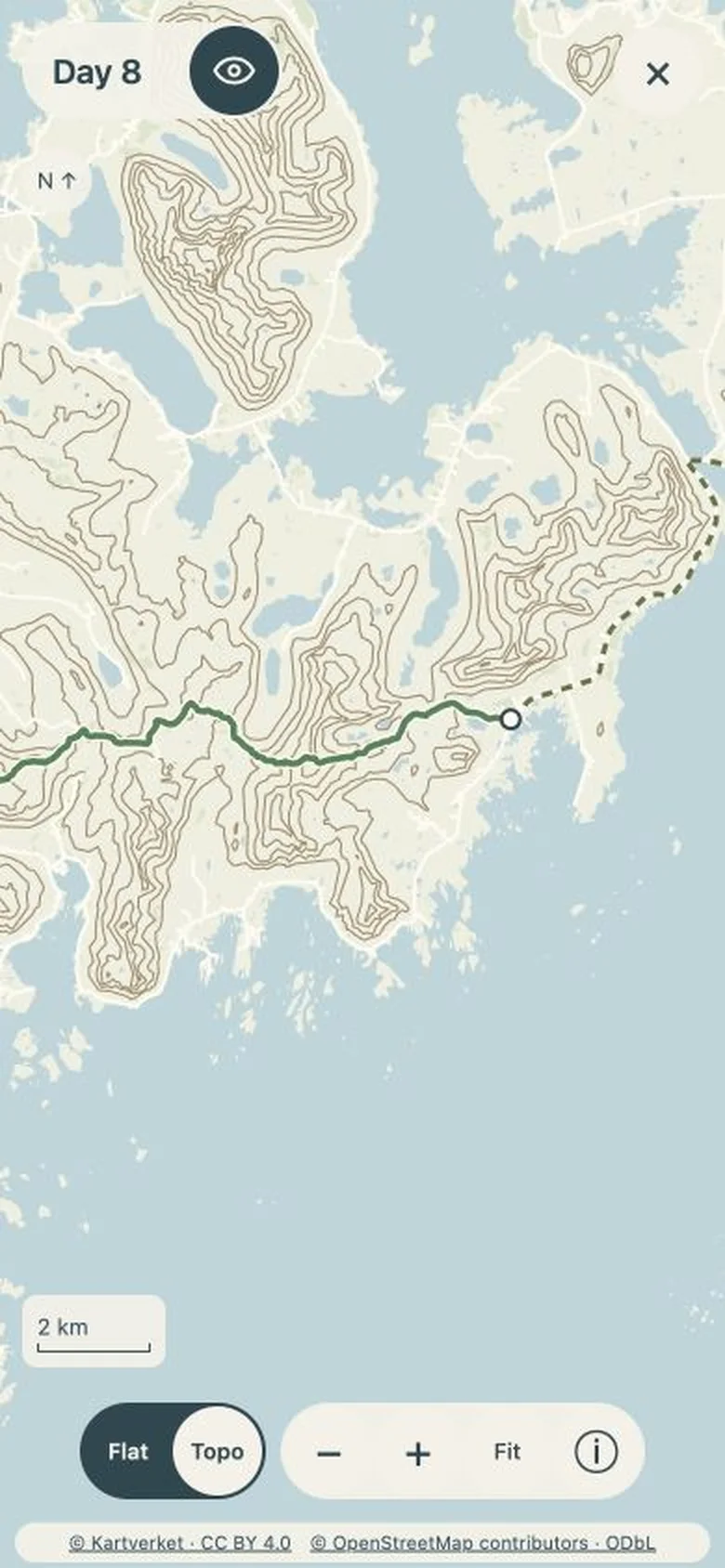 Detailed topographic map in the app preview, showing the selected crossing route, place labels and contour lines.